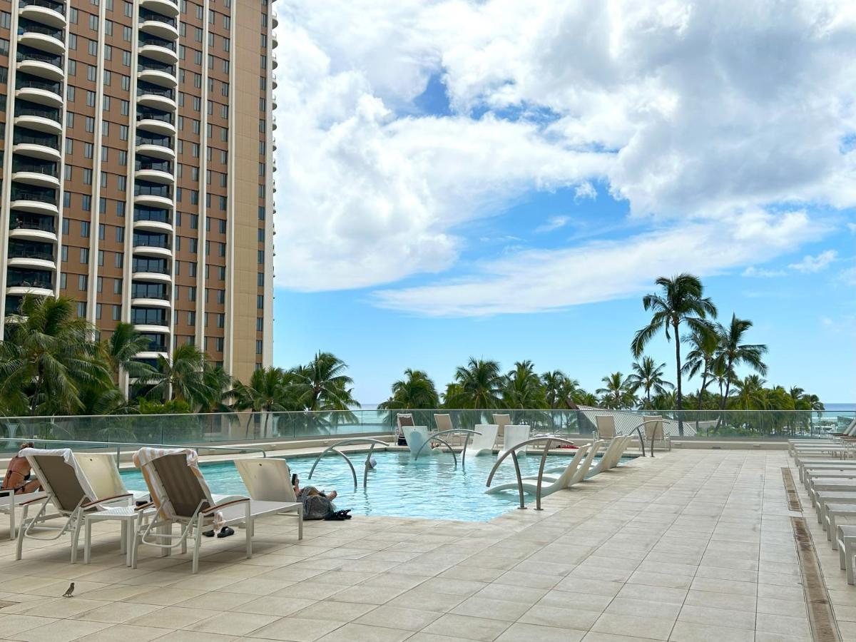 Ilikai Apt 302 - Spacious Studio With Stunning Ocean & Harbor Views Villa Honolulu Exterior photo