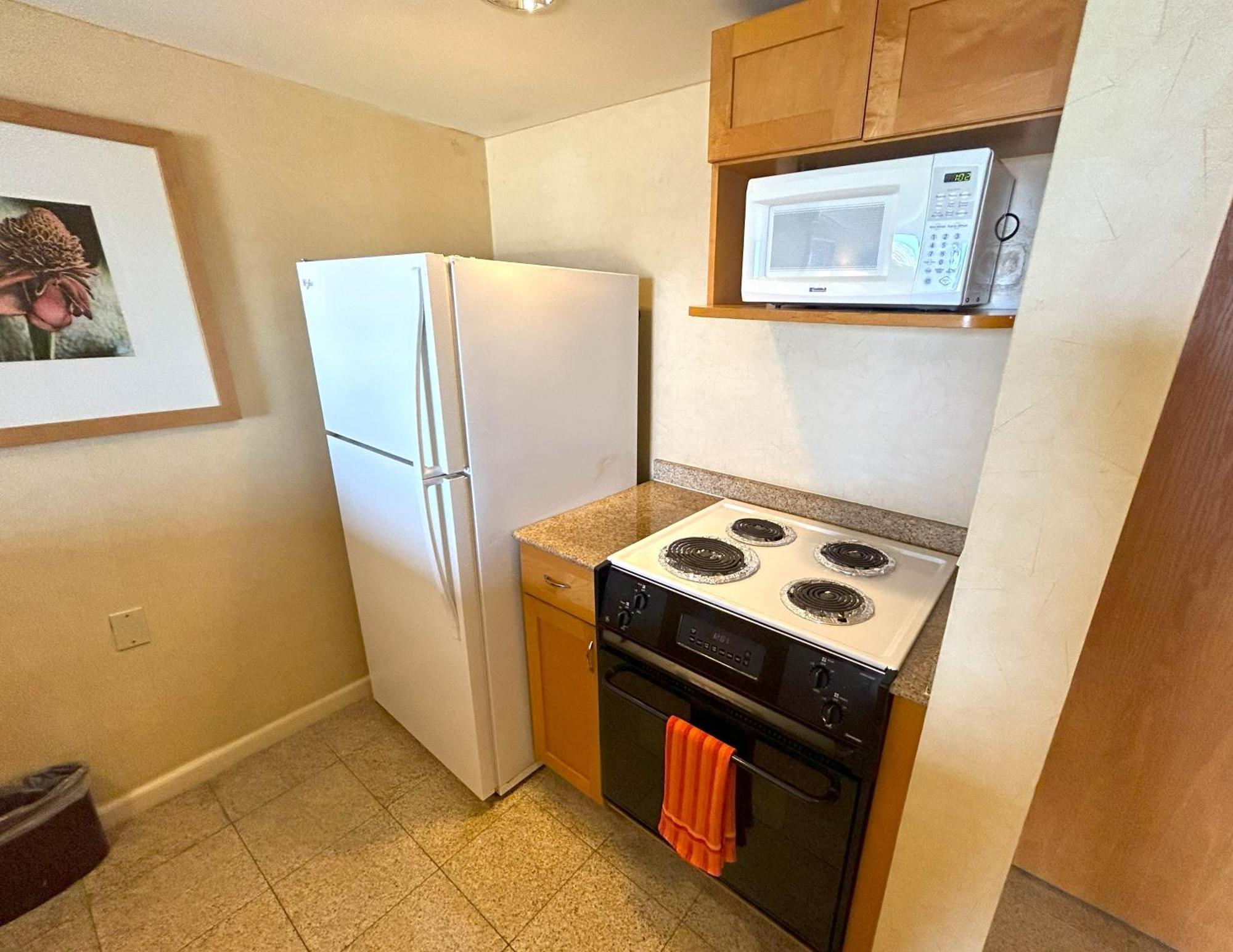 Ilikai Apt 302 - Spacious Studio With Stunning Ocean & Harbor Views Honolulu Exterior photo